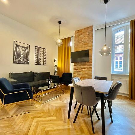 Chili Apartment Торунь Экстерьер фото