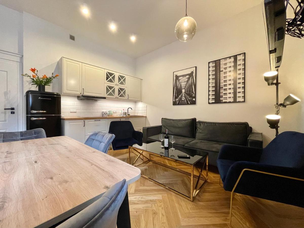 Chili Apartment Торунь Экстерьер фото